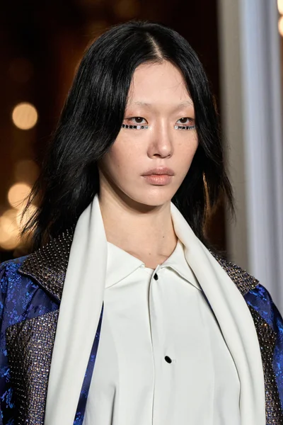 Look 90
